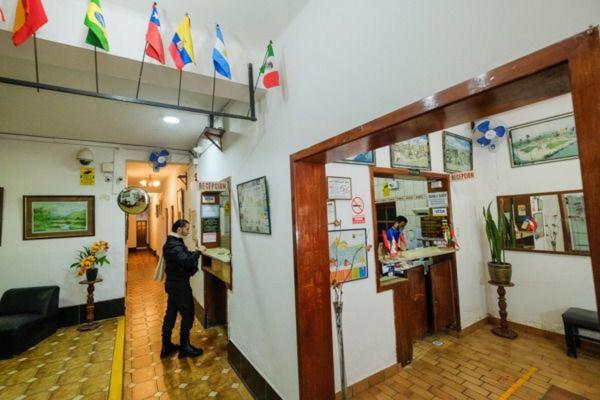 Hotel Residencial San Felipe à Lima Extérieur photo
